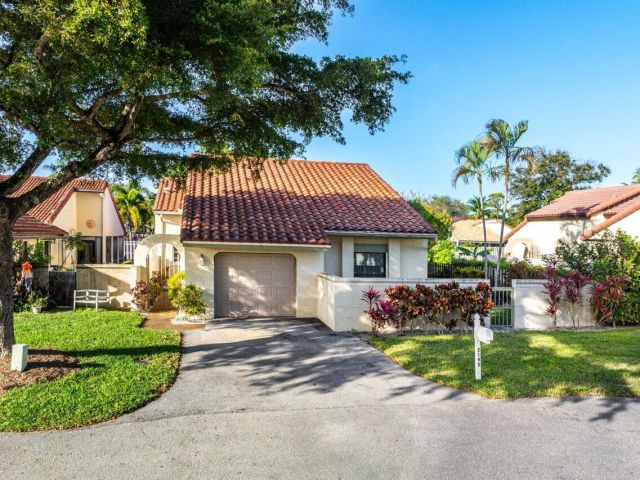 Home for sale at 2195 NW 14th Street - photo 5880044