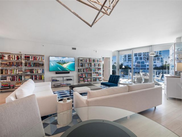 Apartment for sale  Unit #304 - photo 5610313