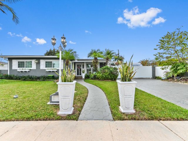 Home for sale at 12470 SW 191st Terrace - photo 6441233