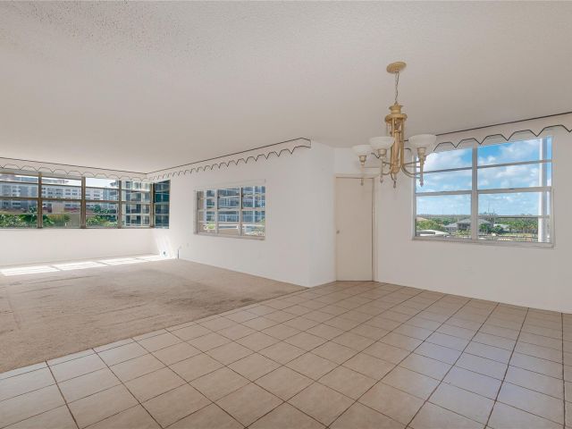 Apartment for sale  Unit #2E - photo 5676639