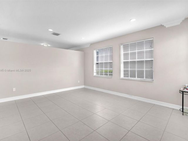 Home for sale at 1447 NW 159th Ln - photo 6250447