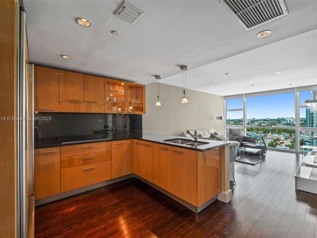 Apartment for sale  Unit #1214(door1203) - photo 6096209