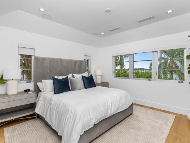 Home for sale at 2745 S Flagler Drive - photo 5751204