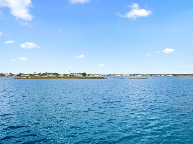 Home for sale at 2745 S Flagler Drive - photo 5751219