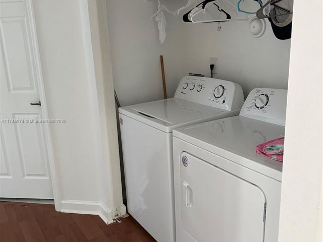 3-bedroom home for sale in Homestead - 11031 SW 246th St 0 - MondialRealty