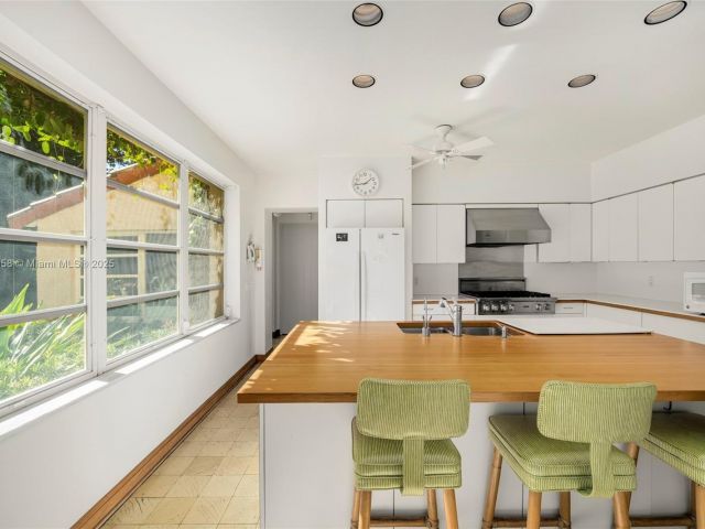 Home for sale at 4197 S Douglas Rd - photo 6091387