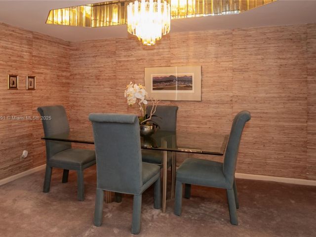 Apartment for sale  Unit #406 - photo 5670038