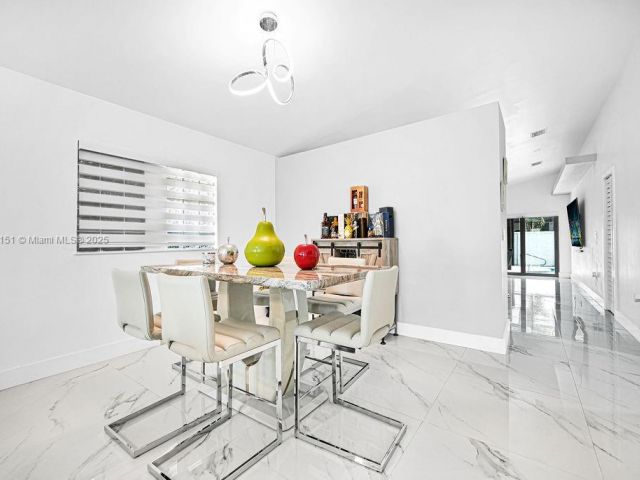 Home for sale at 1311 SW 139th Ct - photo 6054573