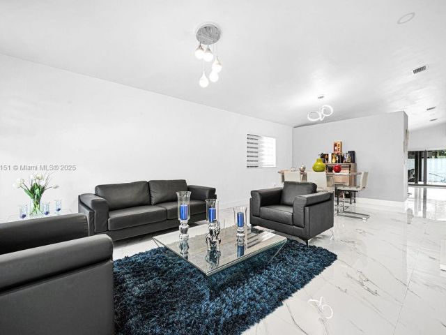 Home for sale at 1311 SW 139th Ct - photo 6054574