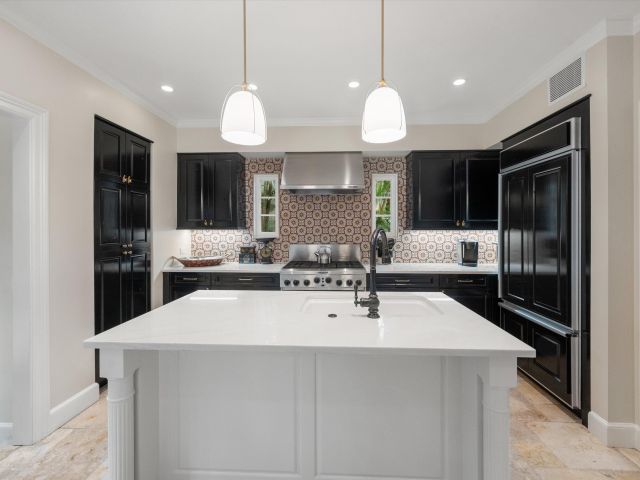 Home for sale at 2411 Aravale Road - photo 6405419