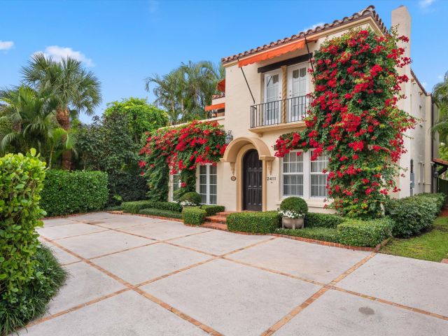 Home for sale at 2411 Aravale Road - photo 6405431