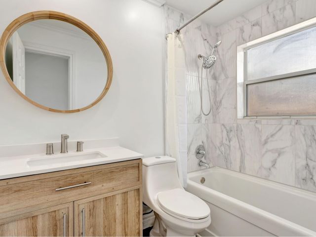 Home for sale at 1649 NE 31st Street - photo 6282397