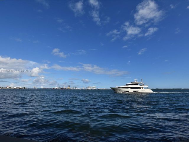 Apartment for sale  Unit #1600 - photo 5623368