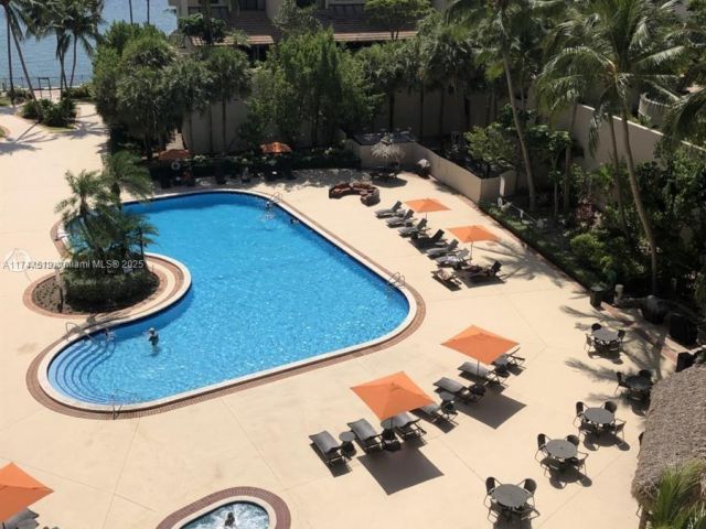 Apartment for sale  Unit #1600 - photo 5623370