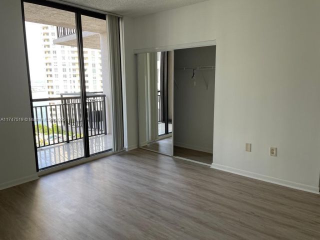 Apartment for sale  Unit #1600 - photo 5623374