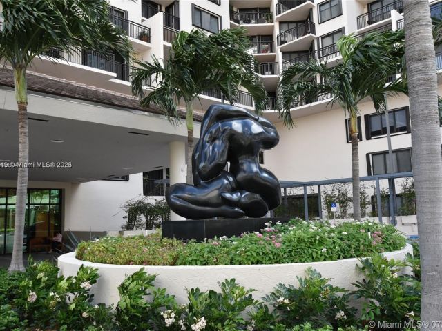 Apartment for sale  Unit #1600 - photo 5623383