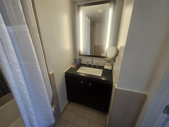 Apartment for sale  Unit #2306 - photo 6071225