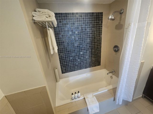 Apartment for sale  Unit #2306 - photo 6071226