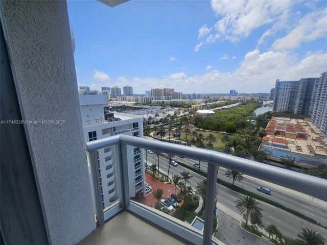 Apartment for sale  Unit #2306 - photo 6071238