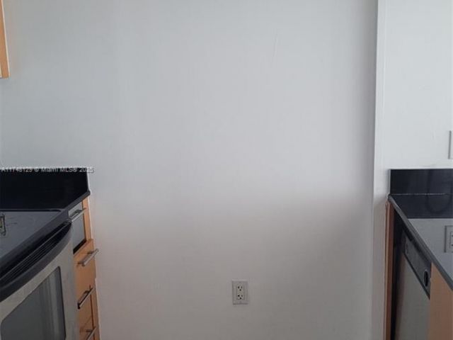 Apartment for sale  Unit #3311 - photo 5652342