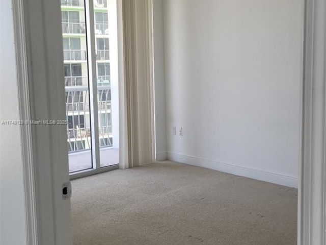 Apartment for sale  Unit #3311 - photo 5652343