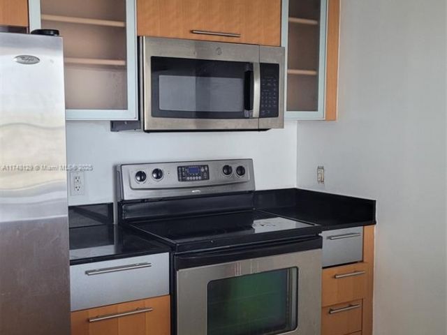 Apartment for sale  Unit #3311 - photo 5652349