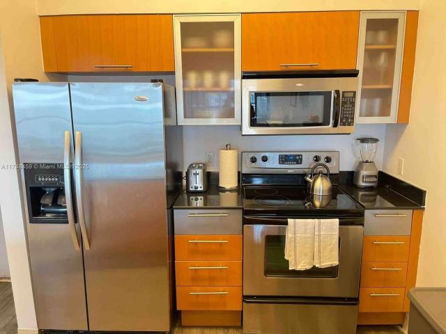 Apartment for sale  Unit #2211 - photo 5652335