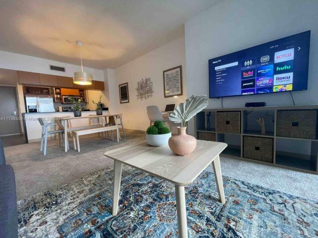 Apartment for sale  Unit #2211 - photo 5652339