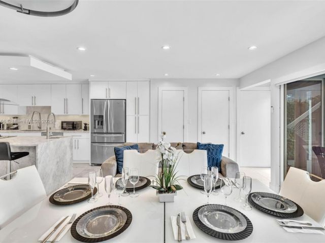 Home for sale at 1044 NW N River - photo 6138482