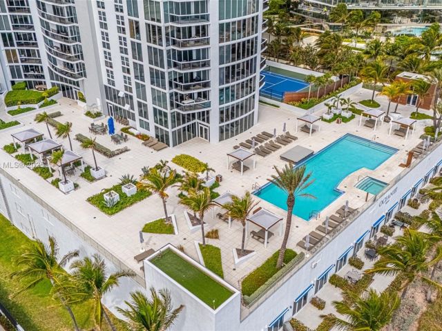 Apartment for sale  Unit #1004 - photo 5671218