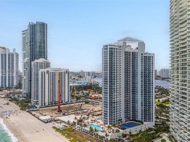 Apartment for sale  Unit #1004 - photo 5671219