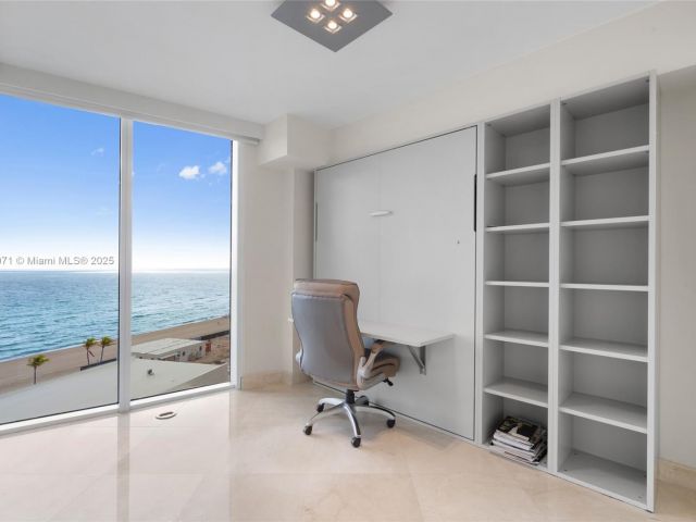 Apartment for sale  Unit #1004 - photo 5671228