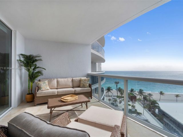 Apartment for sale  Unit #1004 - photo 5671230