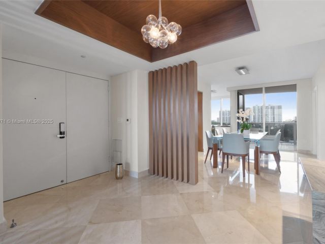 Apartment for sale  Unit #1004 - photo 5671233