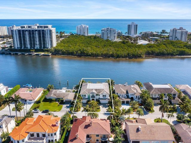 Home for sale at 7212 NE 8th Drive - photo 5941147