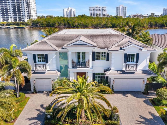 Home for sale at 7212 NE 8th Drive - photo 5941148