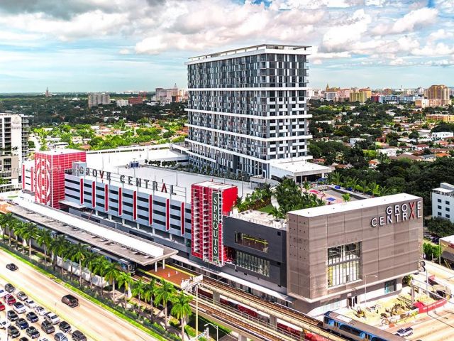 Home for sale at 3015 SW 24th Ter - photo 5831503