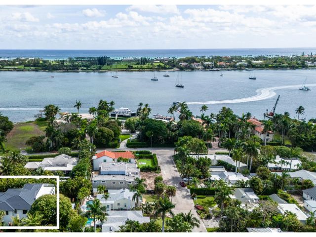 Home for sale at 258 33rd Court - photo 5807978