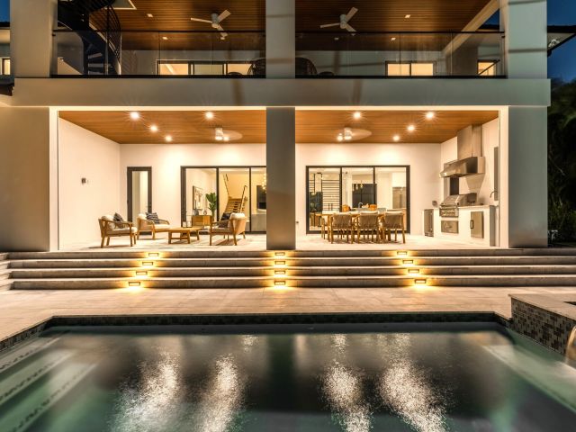 Home for sale at 258 33rd Court - photo 5807980