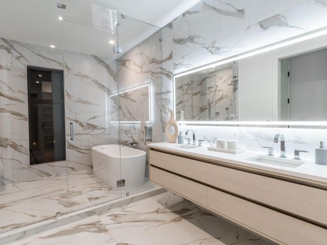 Home for sale at 258 33rd Court - photo 5807983