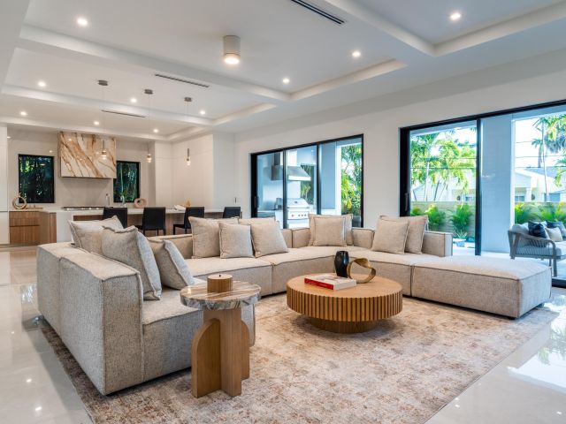 Home for sale at 258 33rd Court - photo 5807987