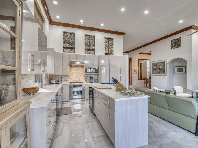 Home for sale at 7976 Via Villagio - photo 6538177