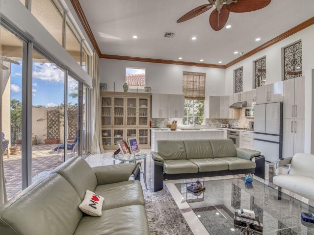 Home for sale at 7976 Via Villagio - photo 6538181