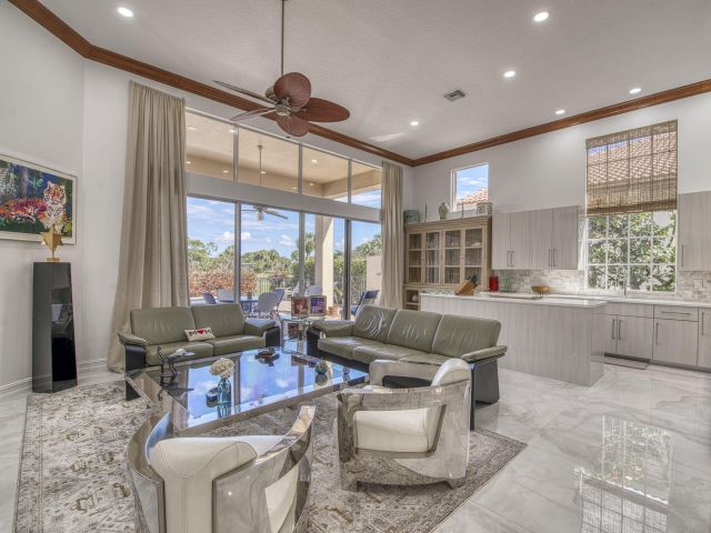 Home for sale at 7976 Via Villagio - photo 6538182