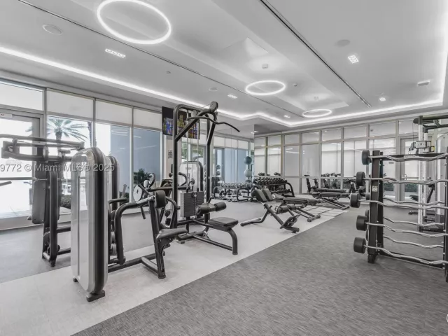 2-bedroom condo for sale in North Miami Beach - 17111 Biscayne Blvd 2001 - MondialRealty