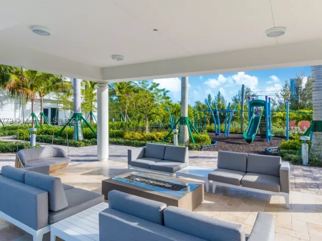 2-bedroom condo for sale in North Miami Beach - 17111 Biscayne Blvd 2001 - MondialRealty