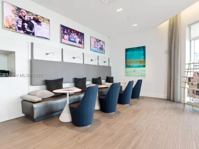 2-bedroom condo for sale in North Miami Beach - 17111 Biscayne Blvd 2001 - MondialRealty