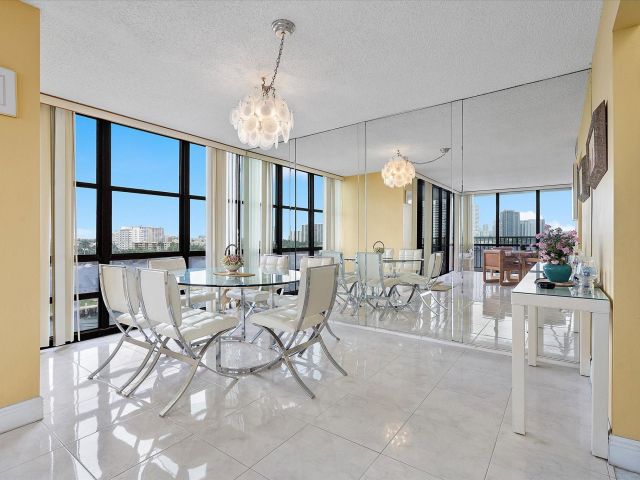 Apartment for sale  Unit #710 - photo 5818125