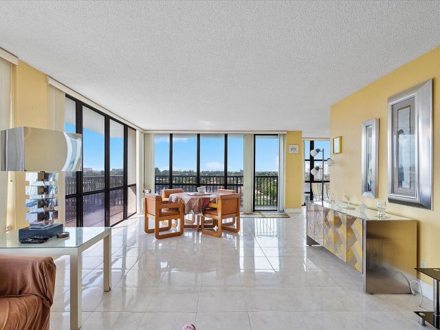 Apartment for sale  Unit #710 - photo 5818128