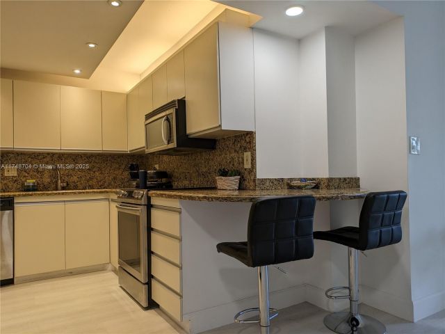 Apartment for sale  Unit # - photo 7443189